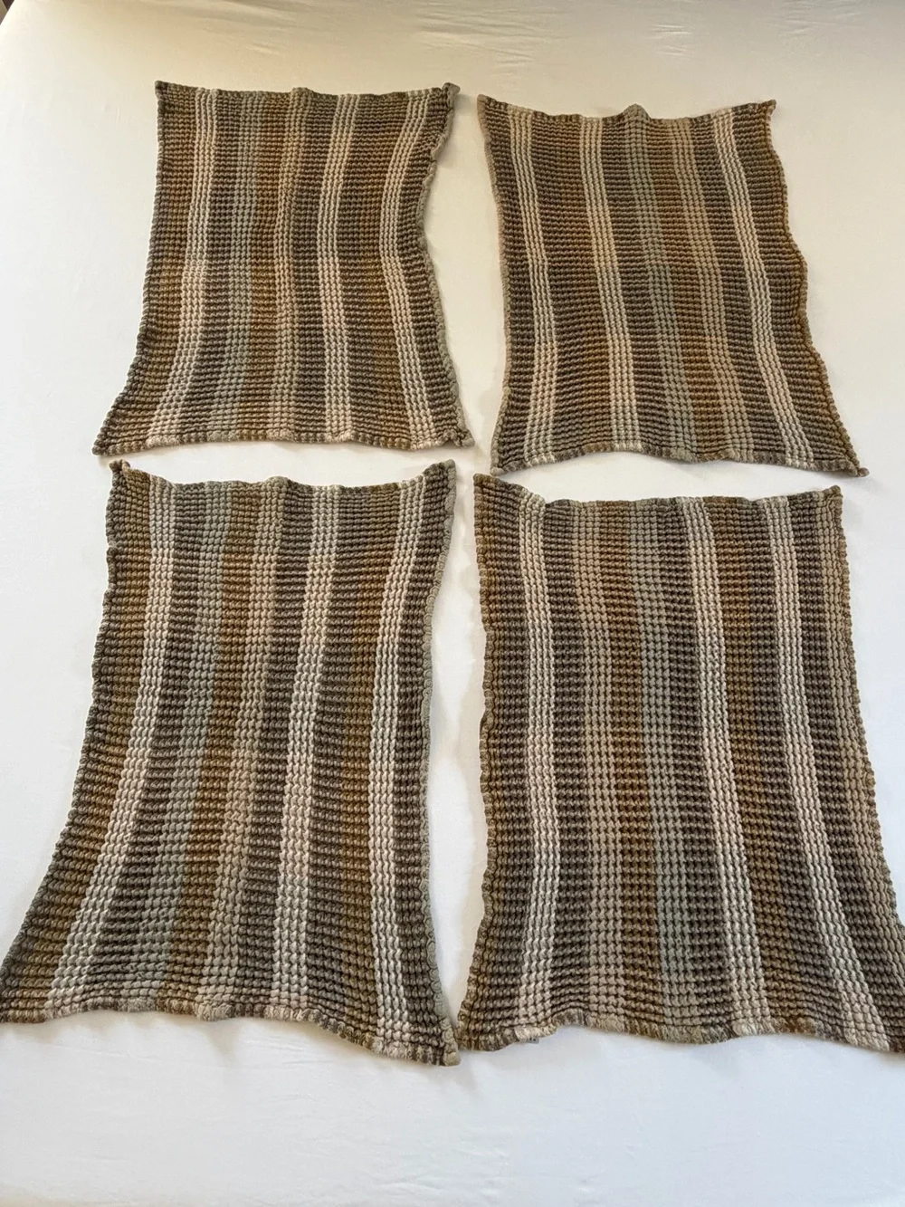 Parachute organic plaid